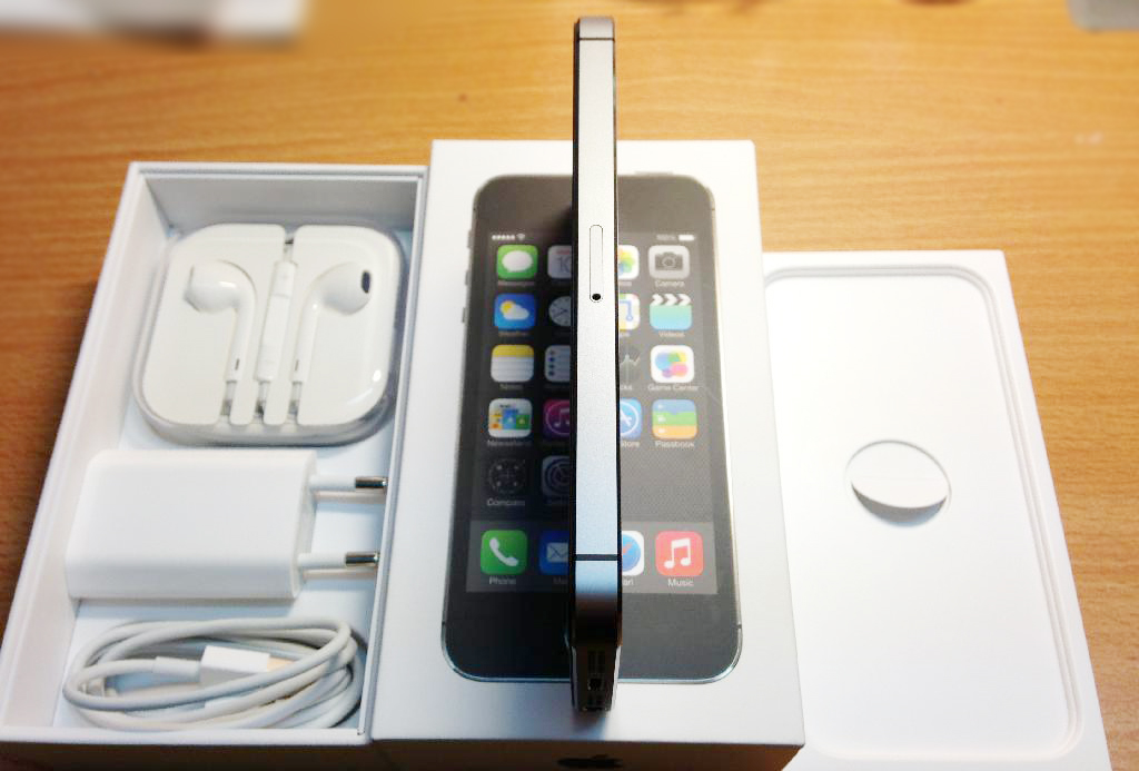 Phụ kiện Apple iPhone 5S Phụ kiện Apple iPhone 5S